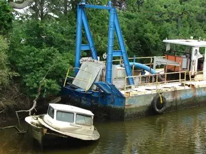 Jim Lang Floating Junkyard Part 1 Img 3